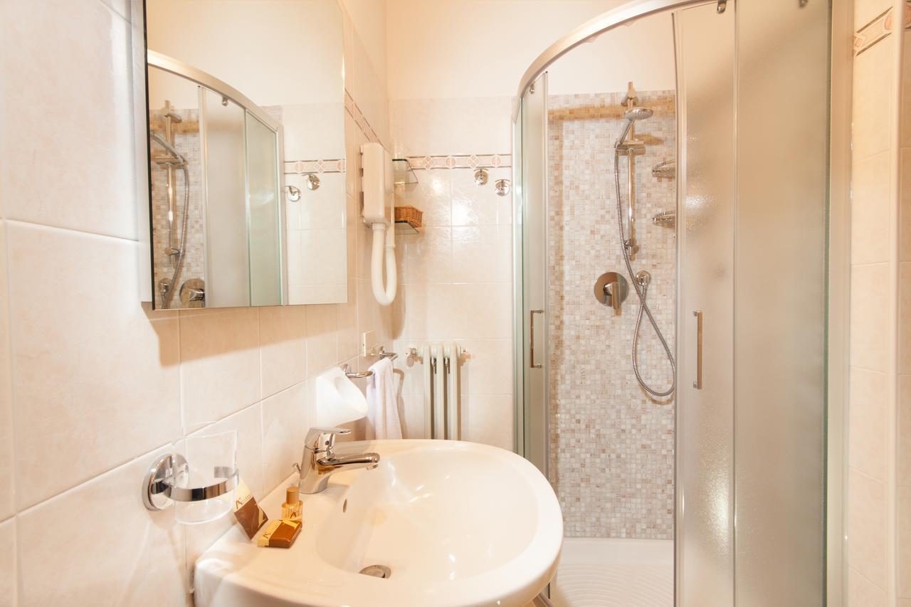 Vittoria 3*